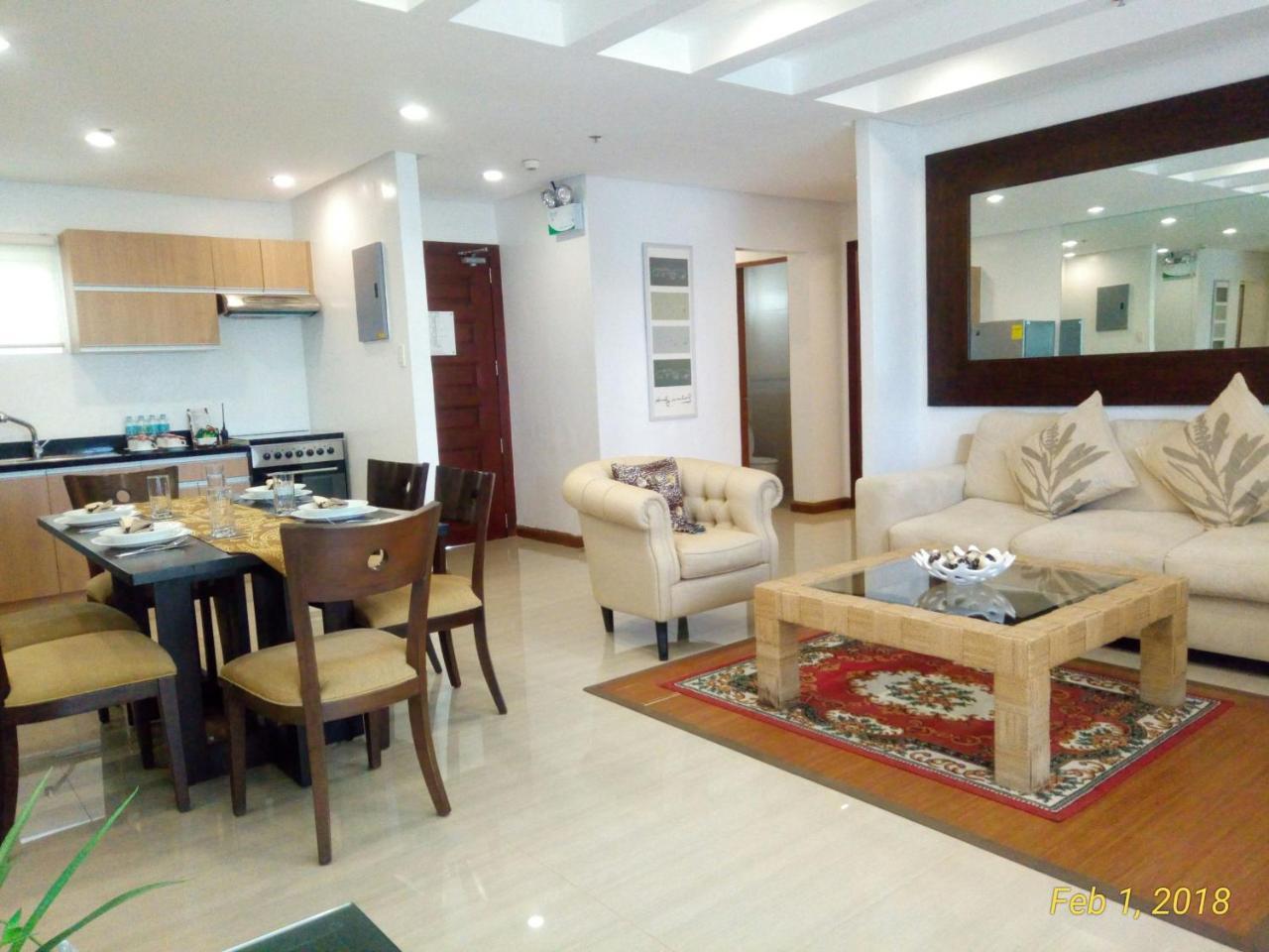 Centtro Residences Los Banos  Exterior photo